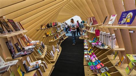 De Guadalajara Book Fair; Een Literair Schouwspel Met een Tikkende Bom van Censuur